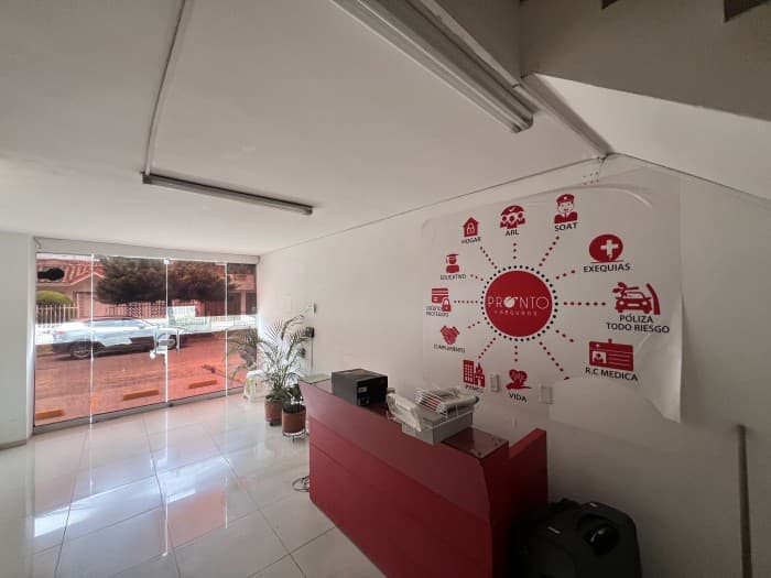 Se Alquila Edificio Piso 2,3 y 4 - Barrio Gran Limonar - Cali