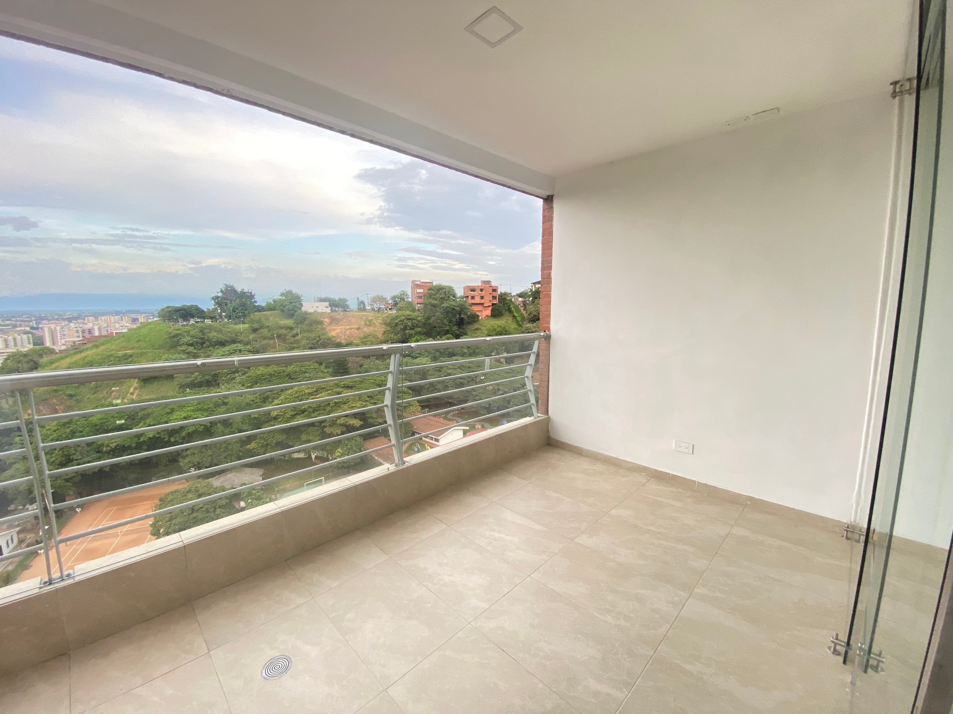Venta apartamento penthouse en lomas de menga, norte de cali — foto 19